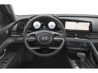 Hyundai ELANTRA 2025 SEL Conveniencia Sedán 4p.