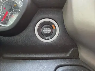 Ram 2500 2019 4x4 Laramie 4p Camión Mega Cub 6,3 ft. SB Cabina Grande