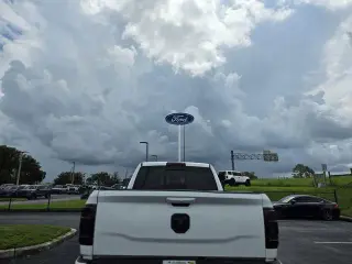 Ram 2500 2019 4x4 Laramie 4p Camión Mega Cub 6,3 ft. SB Cabina Grande
