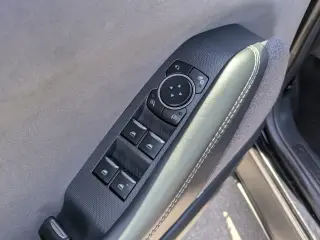 Ford Mustang Mach-E 2024 AWD GT 4p SUV