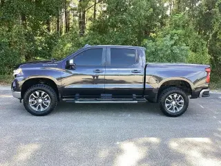 Chevrolet Silverado 1500 2023 4x2 LT 4dr Crew Cab 5.8 ft. SB