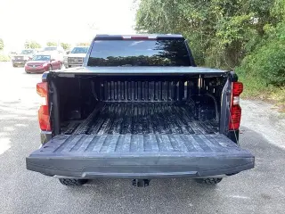 Chevrolet Silverado 1500 2023 4x2 LT 4dr Crew Cab 5.8 ft. SB