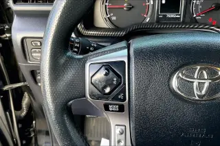 Toyota 4Runner 2022 4x4 SR5 Premium 4p SUV