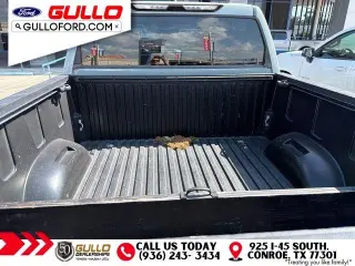 Toyota Tundra 2022 4x4 SR5 4p CrewMax Cab Pickup SB