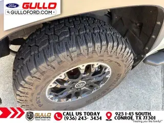 Toyota Tundra 2022 4x4 SR5 4p CrewMax Cab Pickup SB