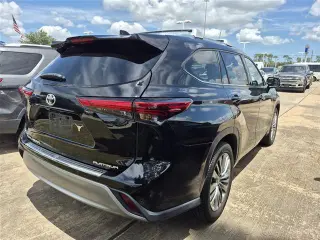 Toyota Highlander 2021 Limited 4p SUV