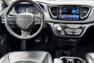 Chrysler Pacifica Hybrid 2021 Touring L Minivan 4p