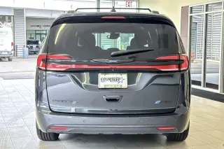 Chrysler Pacifica Hybrid 2021 Touring L Minivan 4p