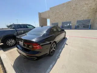 Volvo S60 2023 AWD B5 Plus Tema Oscuro 4p Sedan