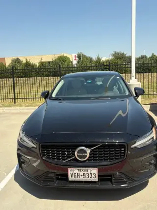 Volvo S60 2023 AWD B5 Plus Tema Oscuro 4p Sedan