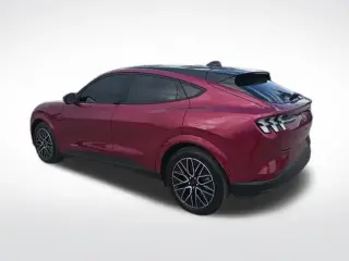 Ford Mustang Mach-E 2025 Premium 4p SUV