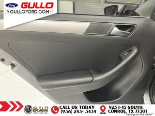 Volkswagen Jetta 2015 SE 4p Sedan 6A