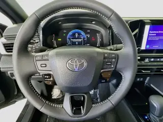 Toyota Camry 2026 SE 4p Sedan