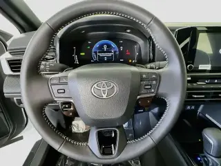 Toyota Camry 2026 SE 4p Sedan