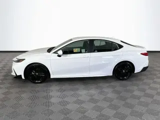 Toyota Camry 2026 SE 4p Sedan
