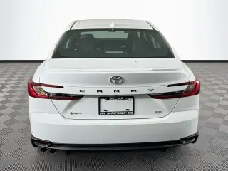 Toyota Camry 2026 SE 4p Sedan