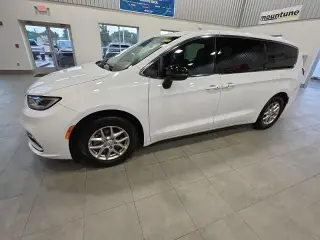 Chrysler Pacifica 2026 Select 4p Mini-Van