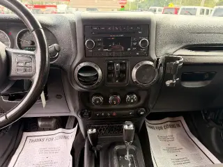 Jeep Wrangler Unlimited 2017 4x4 Sport 4p SUV