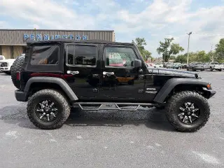 Jeep Wrangler Unlimited 2017 4x4 Sport 4p SUV