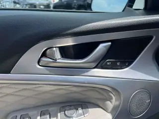 Genesis G70 2019 AWD 2.0T Advanced 4p Sedan