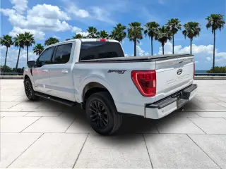 Ford F-150 2023 4x4 XL 4dr SuperCrew 5.5 ft. SB