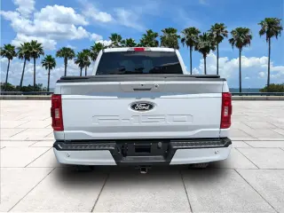 Ford F-150 2023 4x4 XL 4dr SuperCrew 5.5 ft. SB
