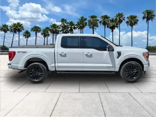 Ford F-150 2023 4x4 XL 4dr SuperCrew 5.5 ft. SB