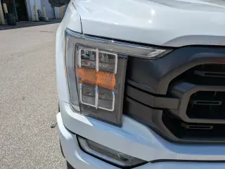 Ford F-150 2023 4x4 XL 4dr SuperCrew 5.5 ft. SB