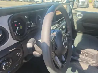 Jeep Wrangler 2024 4x4 Willys 4xe 4p SUV
