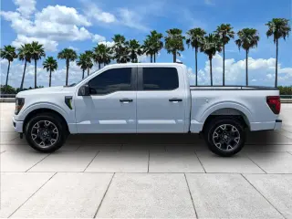 Ford F-150 2024 4x2 STX 4p SuperCrew 5.5 pies SB