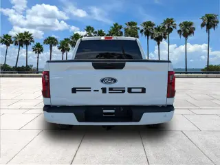 Ford F-150 2024 4x2 STX 4p SuperCrew 5.5 pies SB