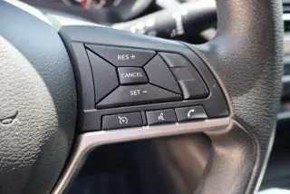 Toyota Camry 2025 SE 4dr Sedán