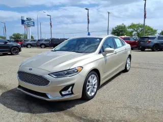 Ford Fusion Hybrid 2019 Titanium 4p Sedan