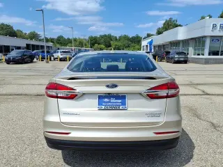 Ford Fusion Hybrid 2019 Titanium 4p Sedan
