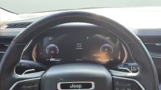 Jeep Grand Cherokee 2022 4x2 Laredo 4p SUV (lanzamiento a mediados del año)