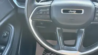 Jeep Grand Cherokee 2022 4x2 Laredo 4p SUV (lanzamiento a mediados del año)