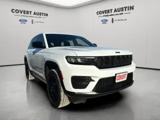 Jeep Grand Cherokee 2022 4x2 Laredo 4p SUV (lanzamiento a mediados del año)