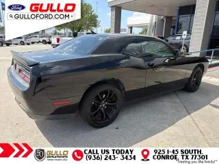 Dodge Challenger 2017 T/A 2p Coupe