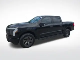 Ford F-150 Lightning 2024 AWD XLT 4p SuperCrew 5.5 ft. SB