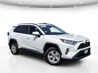 Toyota RAV4 2020 AWD XLE 4p SUV