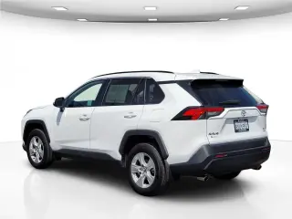 Toyota RAV4 2020 AWD XLE 4p SUV