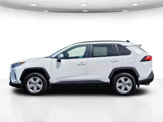 Toyota RAV4 2020 AWD XLE 4p SUV