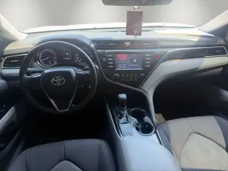 Toyota Camry 2018 SE 4p Sedan