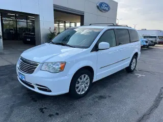 Chrysler Town and Country 2016 Touring 4dr Mini-Van