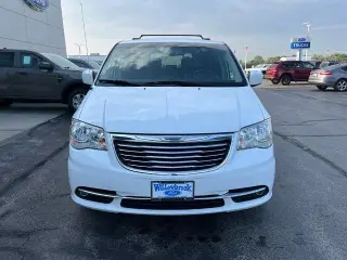 Chrysler Town and Country 2016 Touring 4dr Mini-Van