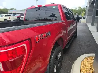 Ford F-150 2021 4x4 XL 4dr SuperCrew 5.5 ft. SB