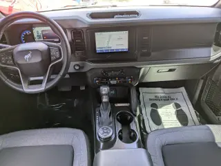 Ford Bronco 2023 4x4 Base 4p SUV