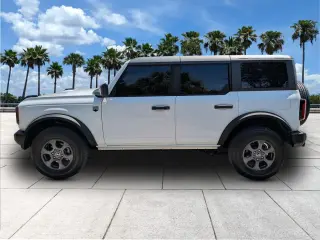 Ford Bronco 2023 4x4 Base 4p SUV