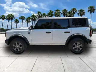 Ford Bronco 2023 4x4 Base 4p SUV