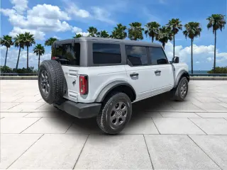 Ford Bronco 2023 4x4 Base 4p SUV